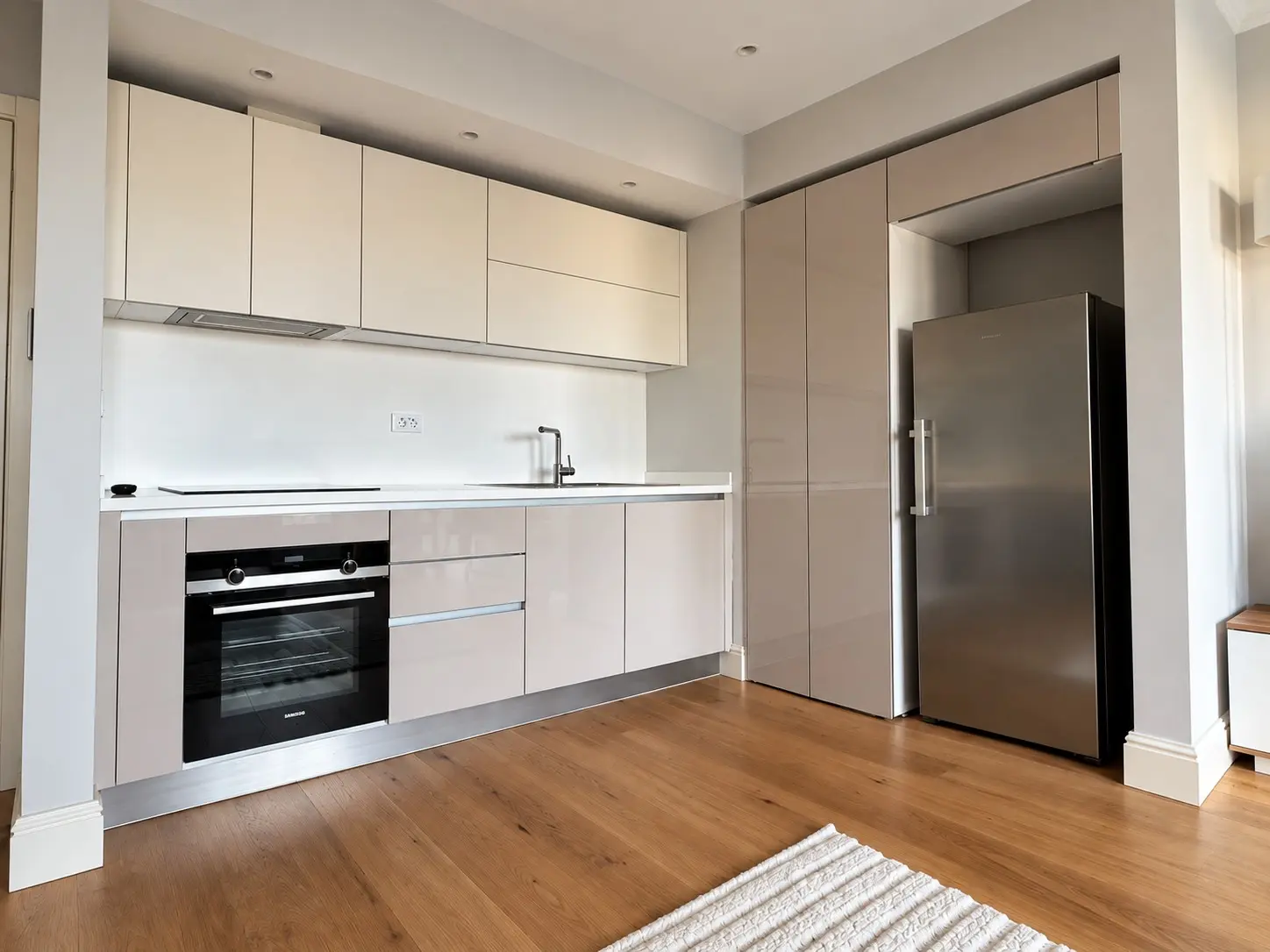 Fitted kitchen